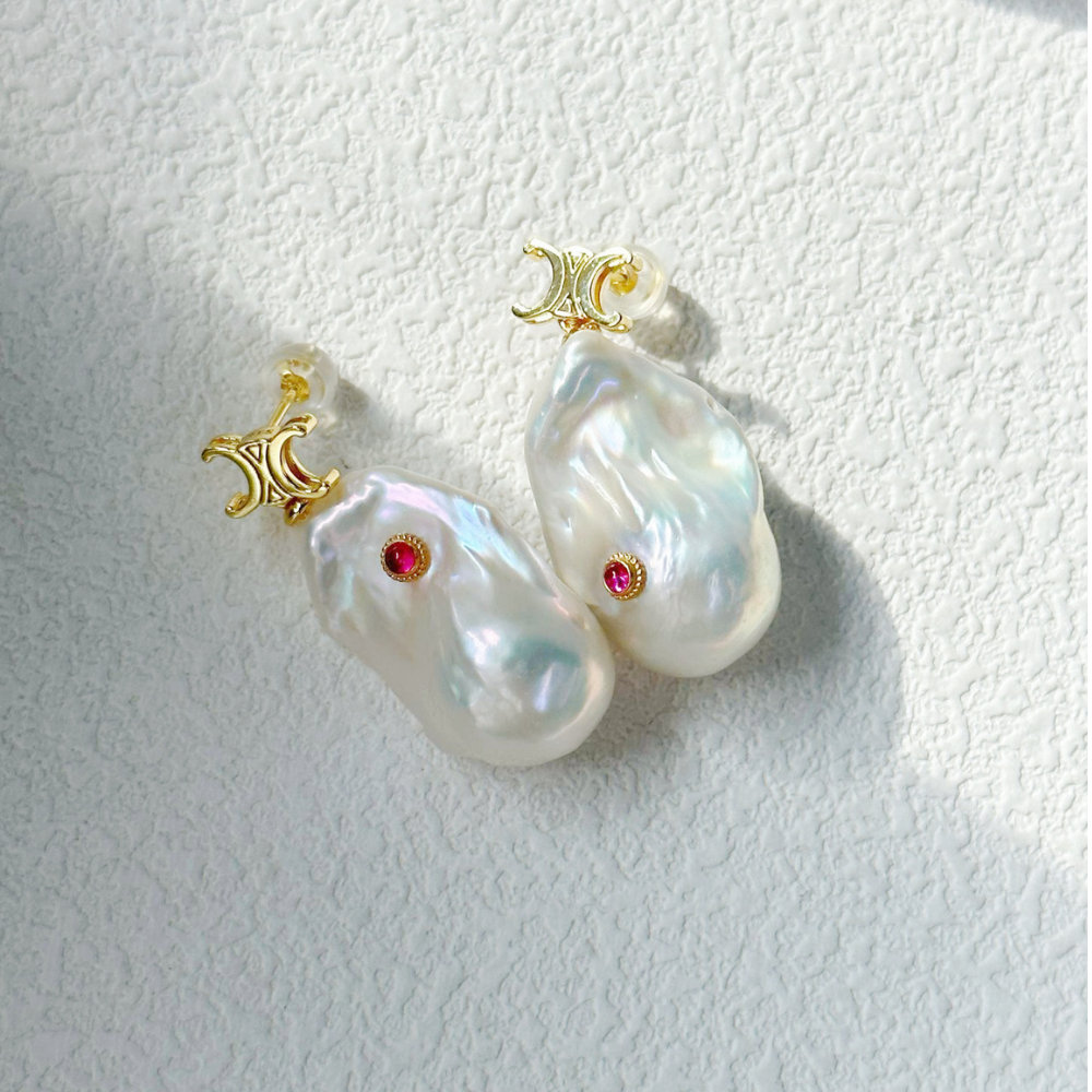 Baroque Pearl Stud Earring 18K Gold Plated